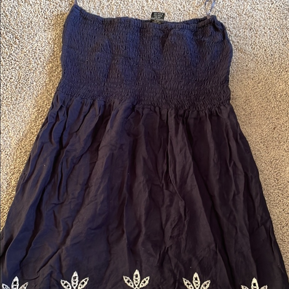 Blue strapless dress